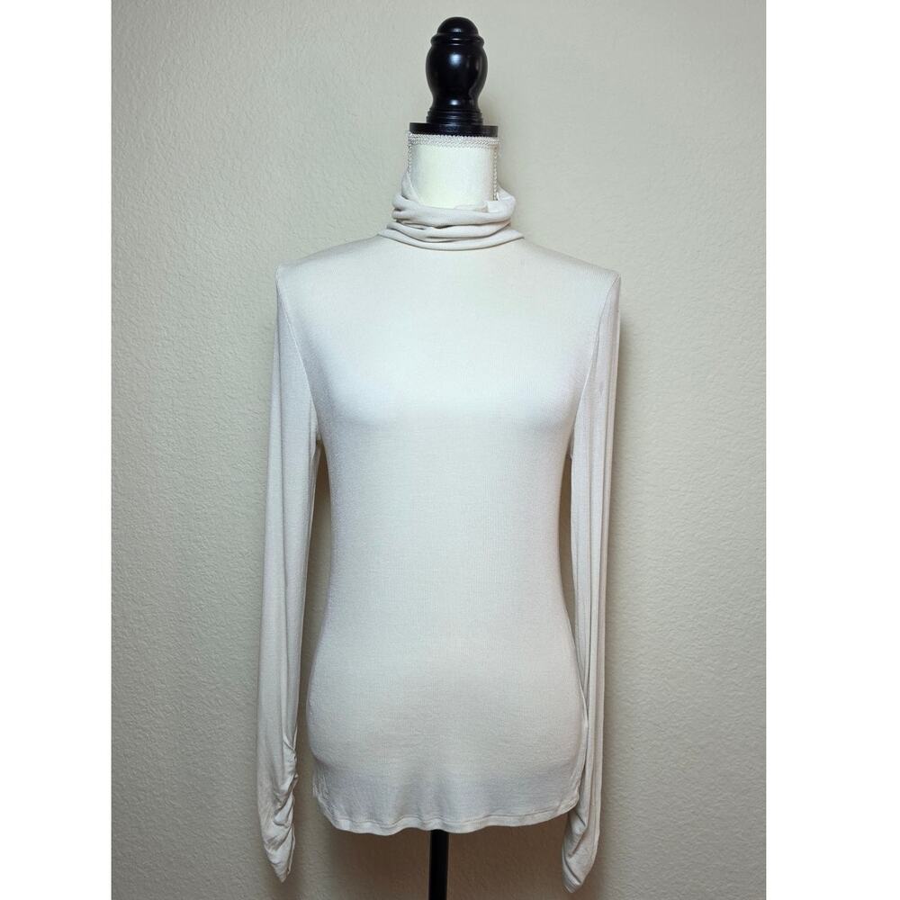 Fabletics Jess Turtleneck Top Medium